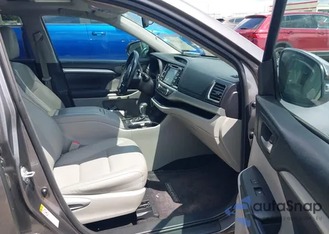 2015 Toyota Highlander Xle V6 from USA, damaged, VIN 5TDKKRFH3FS109000